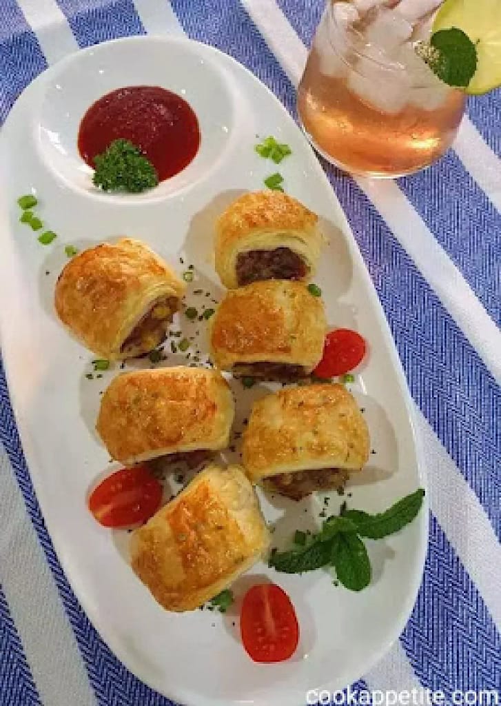 Tasty sausage rolls are made the bakery style, these homemade sausage rolls are crunchy and are made with the tastiest filling.